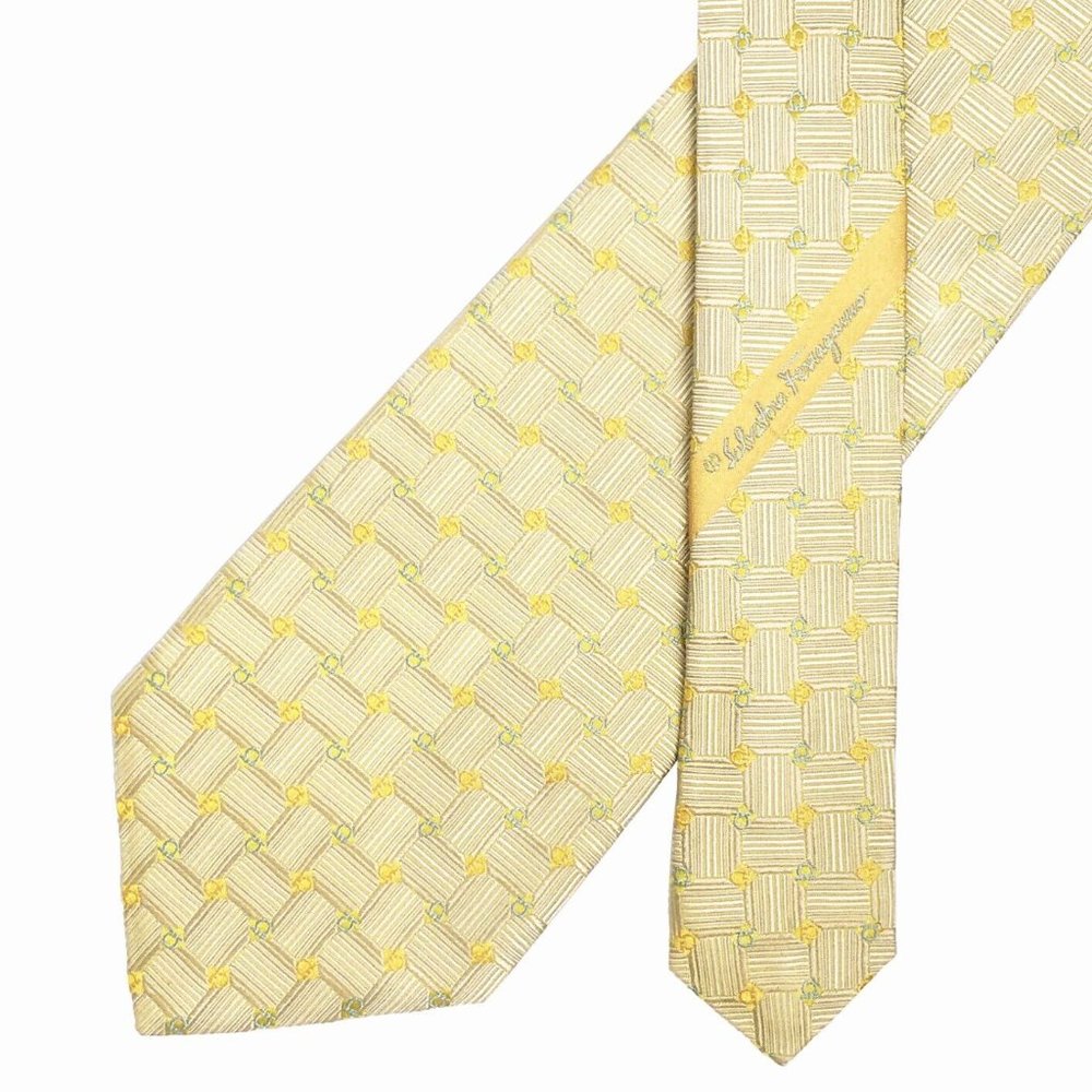 Salvatore Ferragamo Tie Gancini Weave Pattern Silk Yellow Necktie 3 5/8"